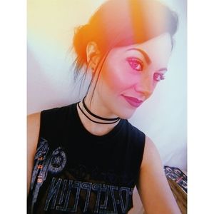 Meet your Posher, Claire